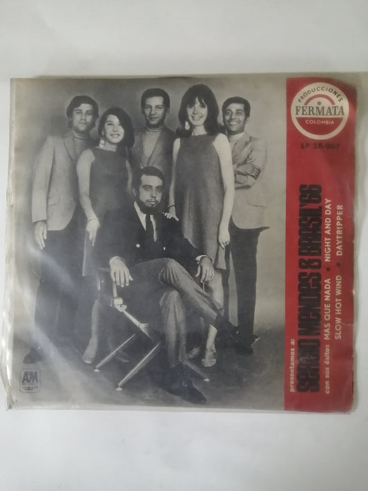 VINILO SERGIO MENDES & BRASIL ´66 - MAS QUE NADA - NIGHT AND DAY / SLOW HOT WIND - DAYTRIPPER