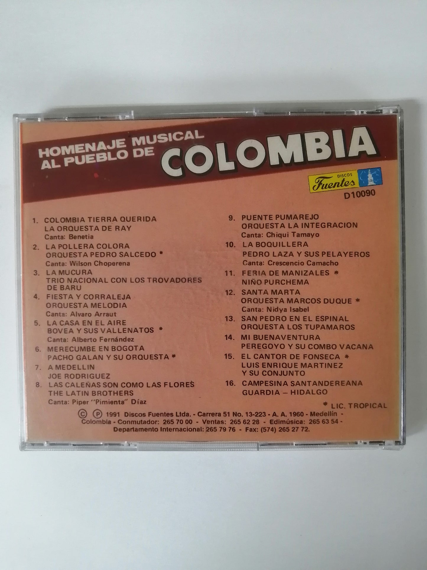 CD HOMENAJE MUSICAL AL PUEBLO DE COLOMBIA - 16 EXITOS PARA TODAS LAS FIESTAS