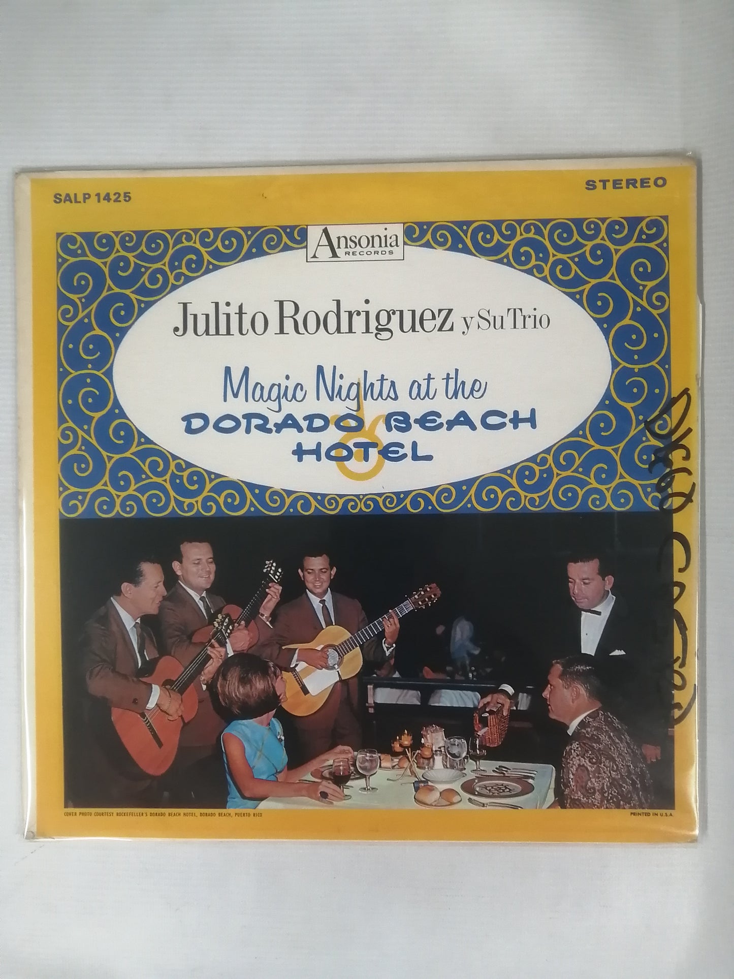 LP JULITO RODRIGUEZ Y SU TRIO - MAGIC NIGHTS AT THE DORADO BEAH HOTEL