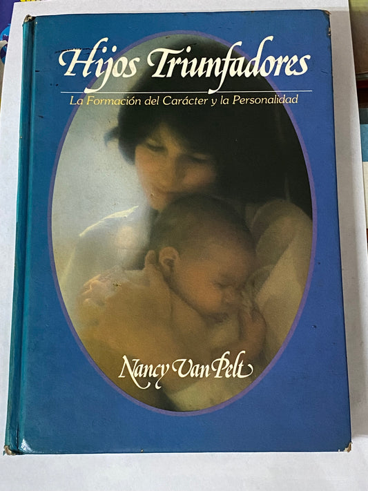 HIJOS TRIUNFADORES- NANCY VAN PELT