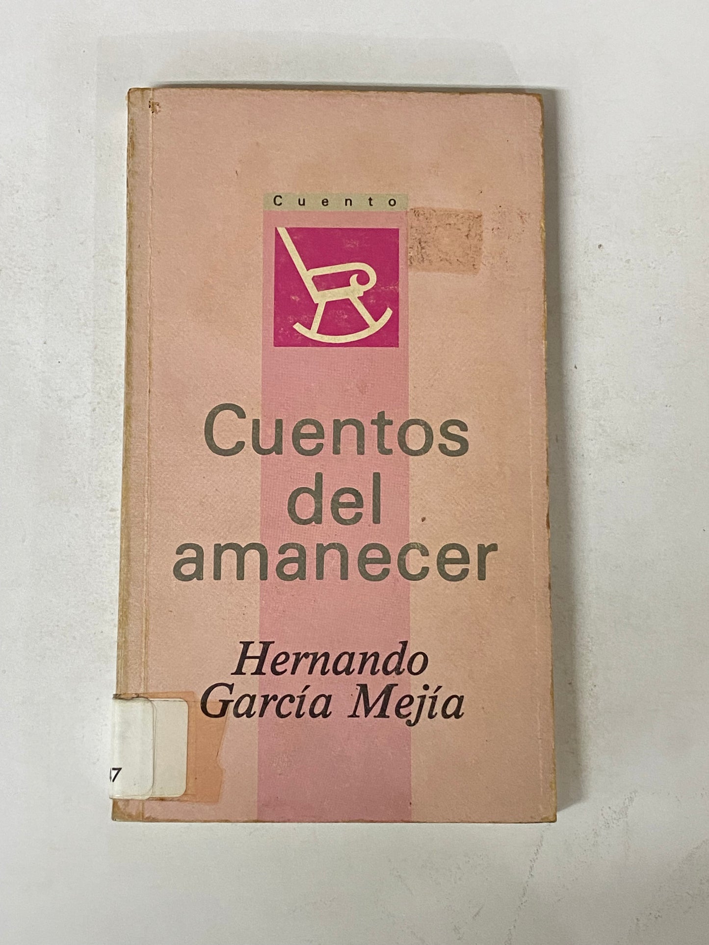 CUENTOS DEL AMANECER- HERNANDO GARCIA MEJIA