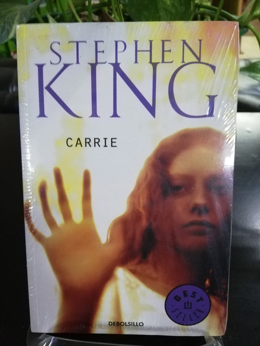 CARRIE - STEPHEN KING